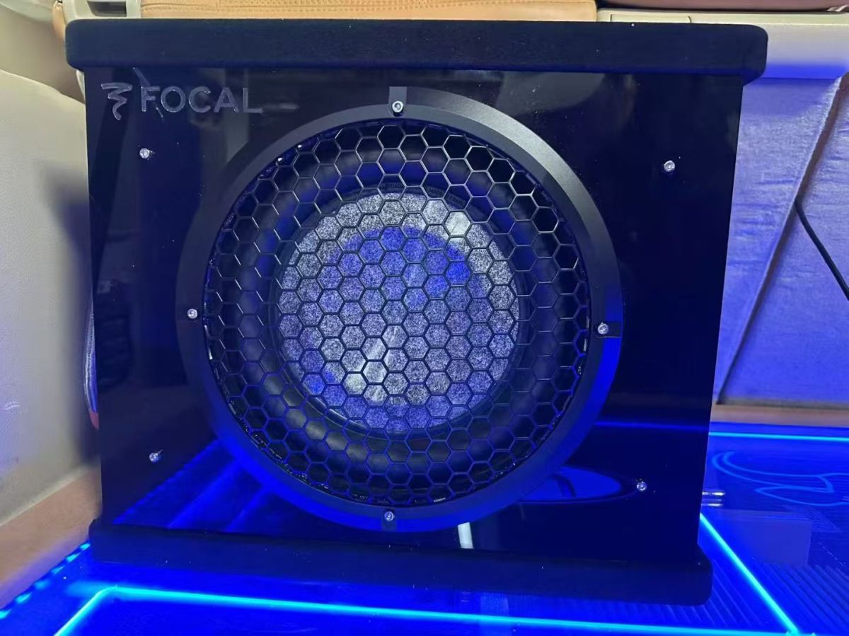 劲浪乌托邦低音炮