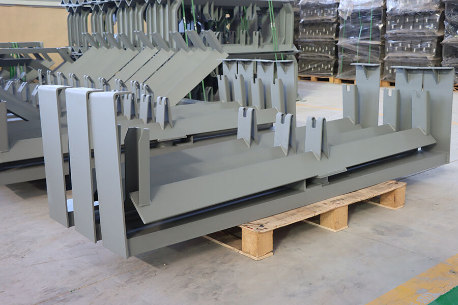 平行上调心托辊支架-山东金钢商贸有限公司