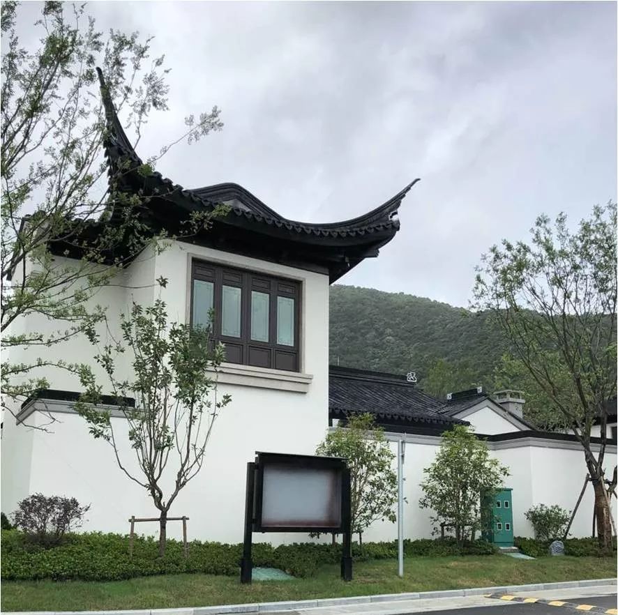 托玛士中式门窗，中国古代建筑门窗的神韵和精髓相融